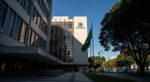 Fachada de edifício público institucional representando nomeação na presidência da CVM